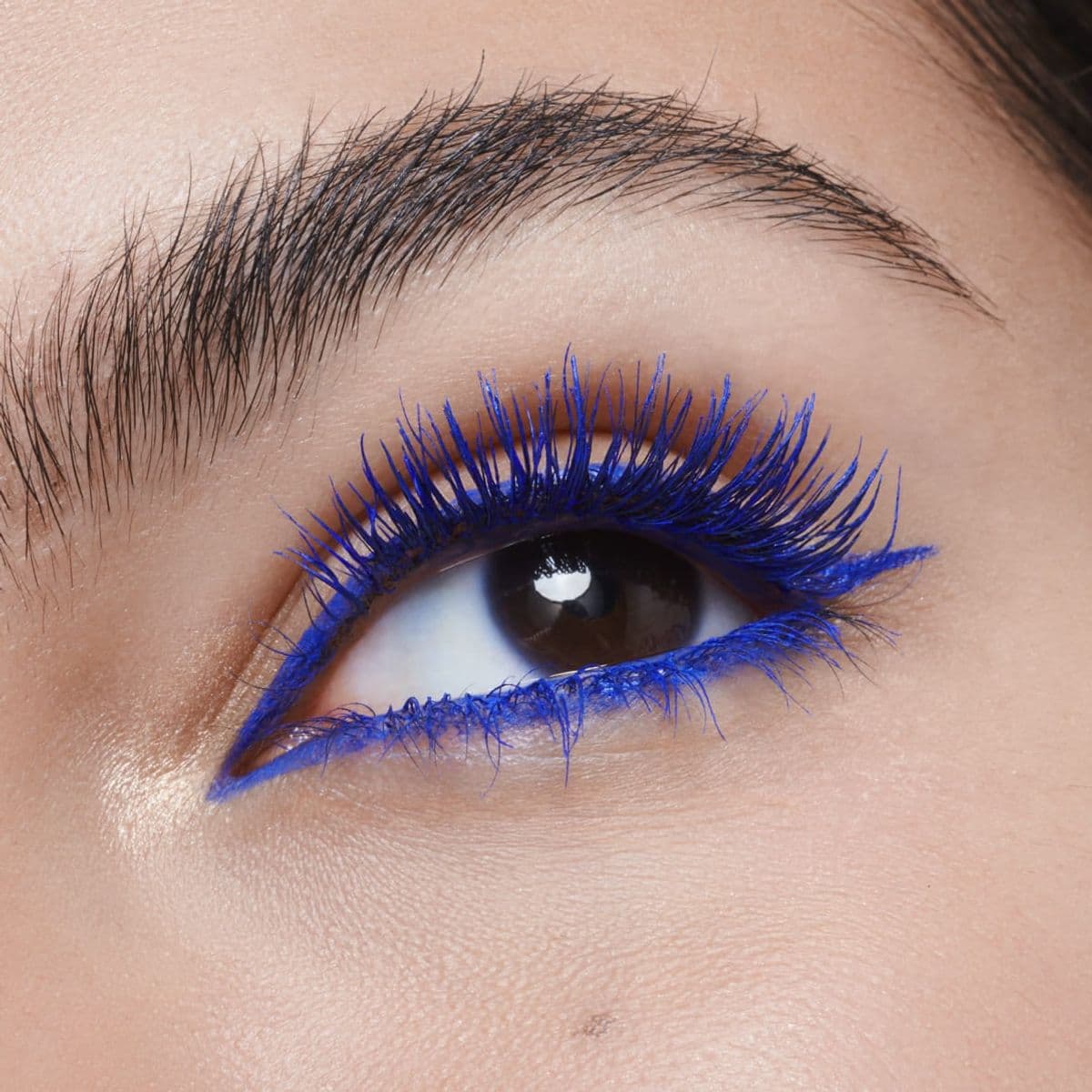 Mega Full Volume Máscara de Pestañas thumbnail 4